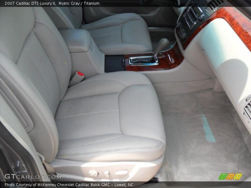 Mystic Gray / Titanium 2007 Cadillac DTS Luxury II