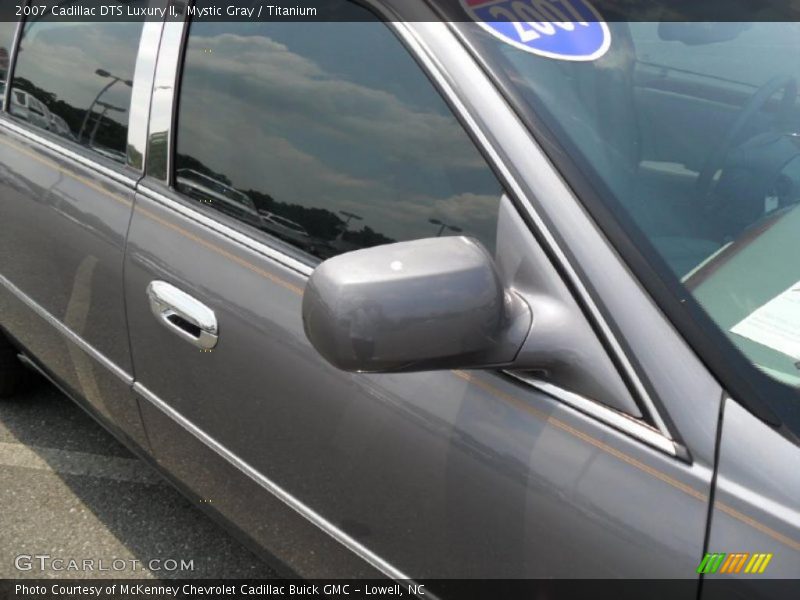 Mystic Gray / Titanium 2007 Cadillac DTS Luxury II