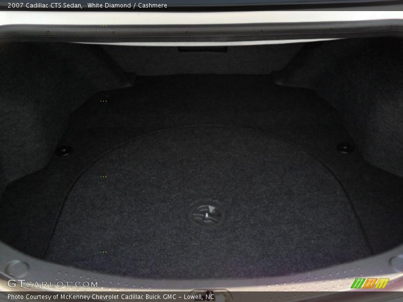 White Diamond / Cashmere 2007 Cadillac CTS Sedan