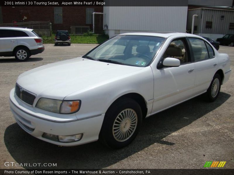 Aspen White Pearl / Beige 2001 Infiniti I 30 Touring Sedan