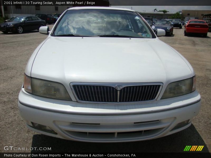 Aspen White Pearl / Beige 2001 Infiniti I 30 Touring Sedan
