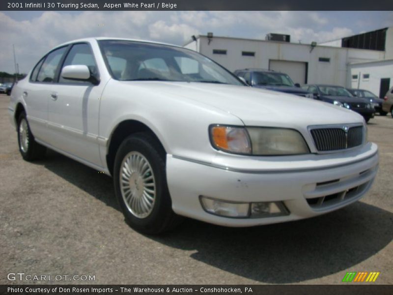 Aspen White Pearl / Beige 2001 Infiniti I 30 Touring Sedan