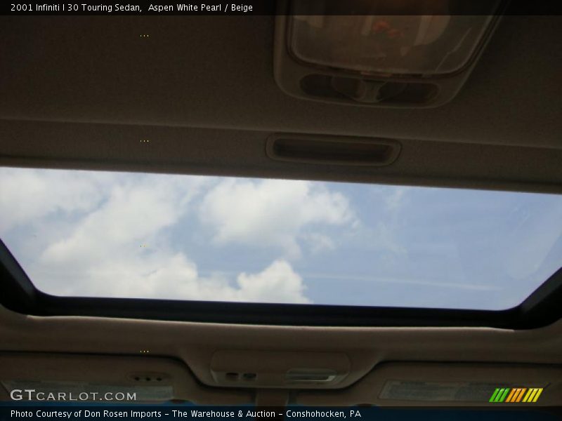 Aspen White Pearl / Beige 2001 Infiniti I 30 Touring Sedan