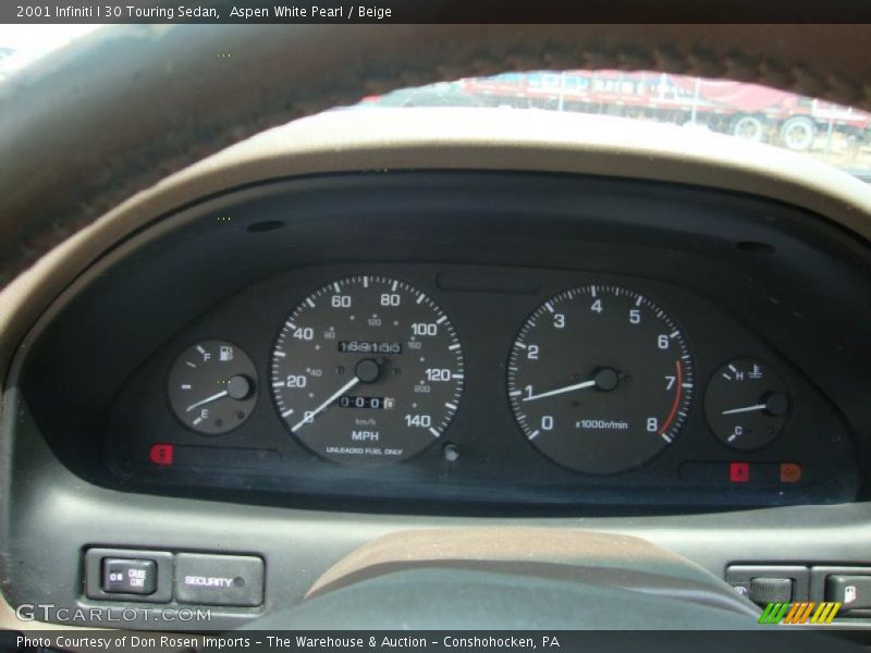 Aspen White Pearl / Beige 2001 Infiniti I 30 Touring Sedan