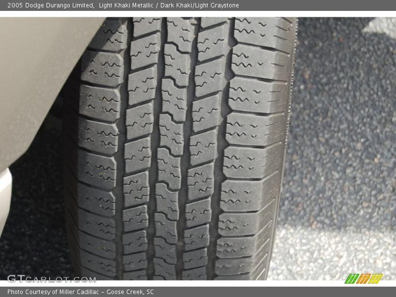 Light Khaki Metallic / Dark Khaki/Light Graystone 2005 Dodge Durango Limited