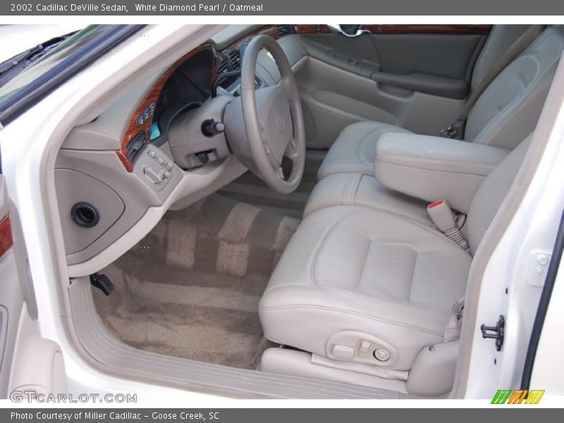 White Diamond Pearl / Oatmeal 2002 Cadillac DeVille Sedan