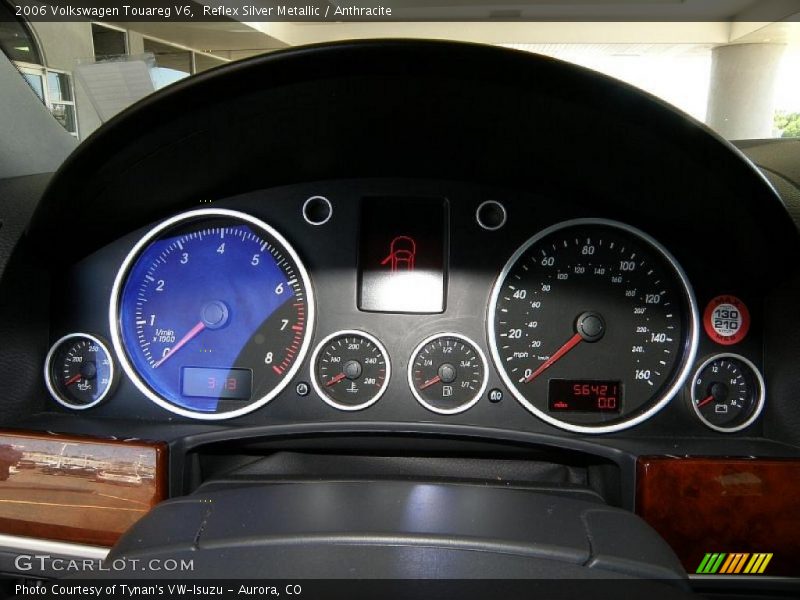 Reflex Silver Metallic / Anthracite 2006 Volkswagen Touareg V6