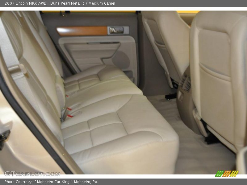 Dune Pearl Metallic / Medium Camel 2007 Lincoln MKX AWD