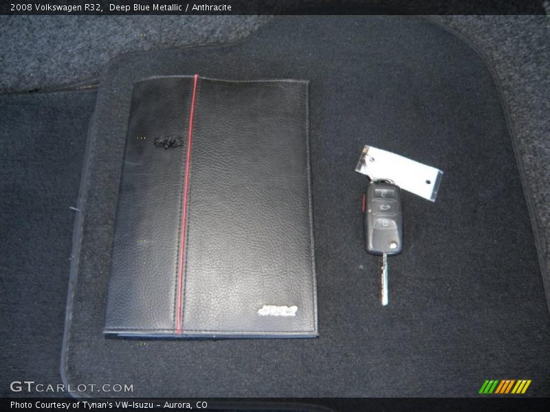 Deep Blue Metallic / Anthracite 2008 Volkswagen R32