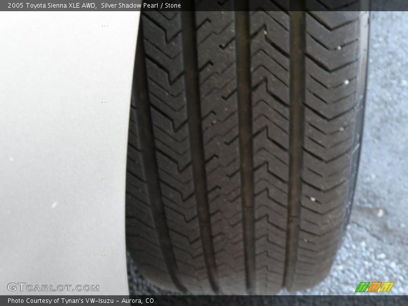 Silver Shadow Pearl / Stone 2005 Toyota Sienna XLE AWD