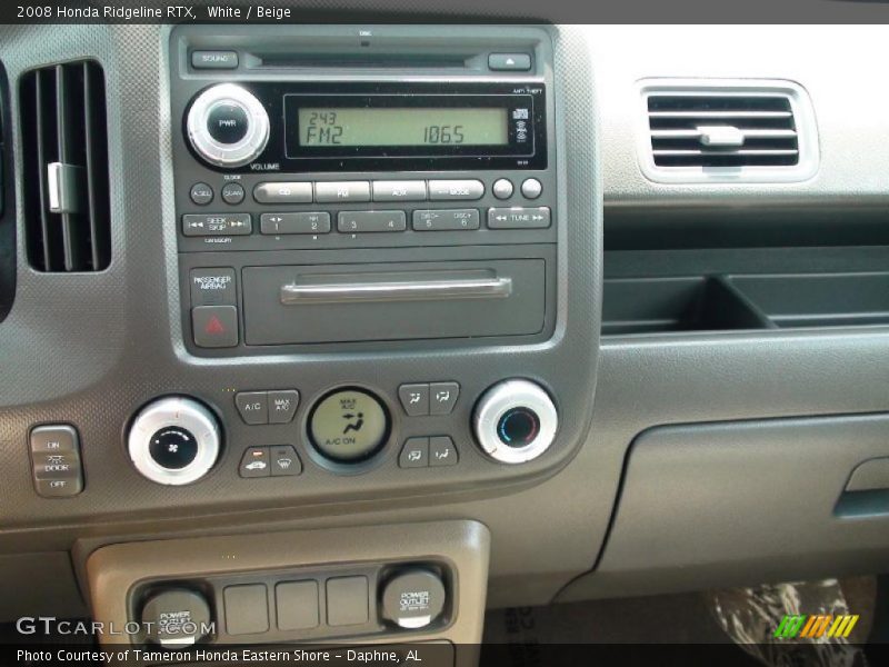 White / Beige 2008 Honda Ridgeline RTX