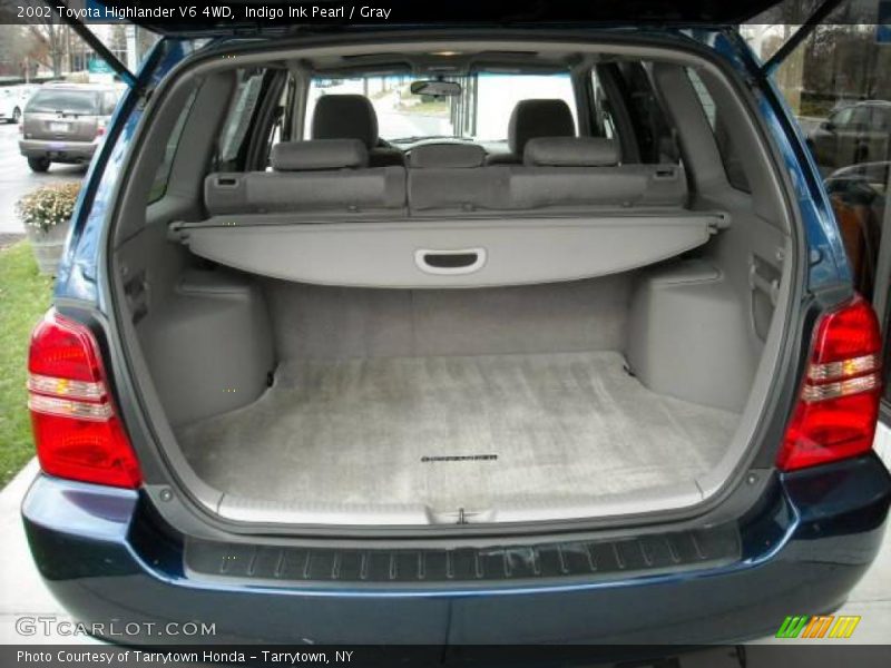 Indigo Ink Pearl / Gray 2002 Toyota Highlander V6 4WD