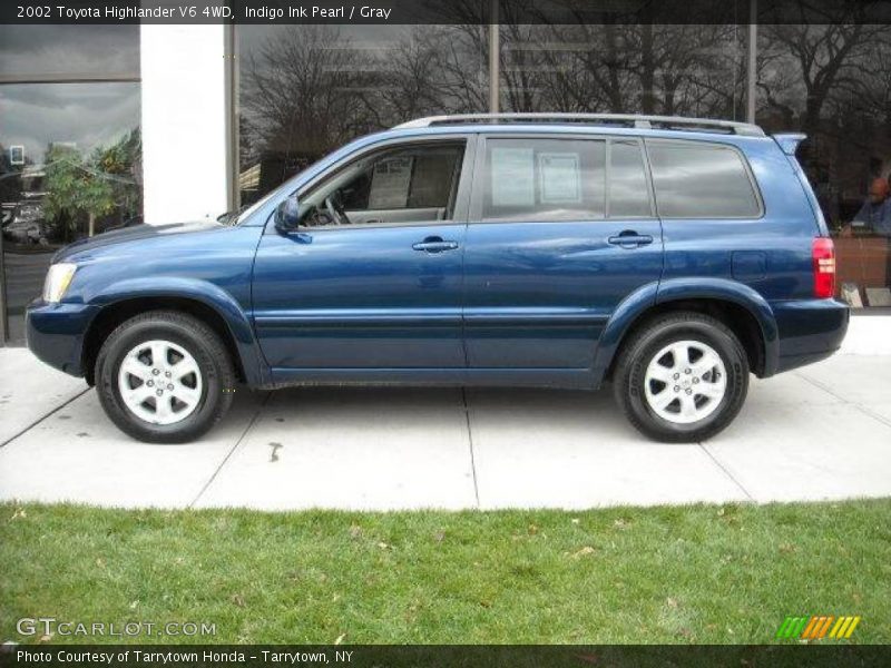 Indigo Ink Pearl / Gray 2002 Toyota Highlander V6 4WD