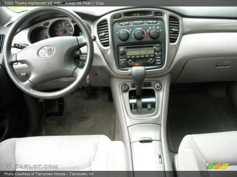 Indigo Ink Pearl / Gray 2002 Toyota Highlander V6 4WD