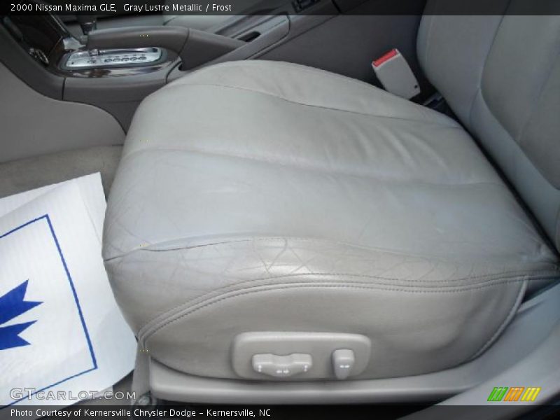 Gray Lustre Metallic / Frost 2000 Nissan Maxima GLE