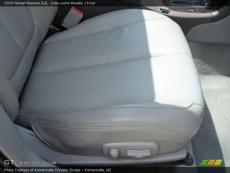Gray Lustre Metallic / Frost 2000 Nissan Maxima GLE