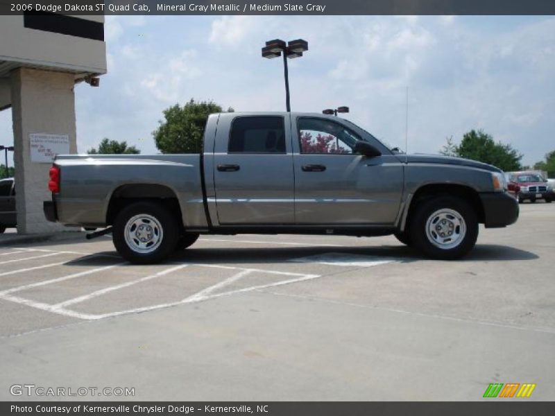 Mineral Gray Metallic / Medium Slate Gray 2006 Dodge Dakota ST Quad Cab