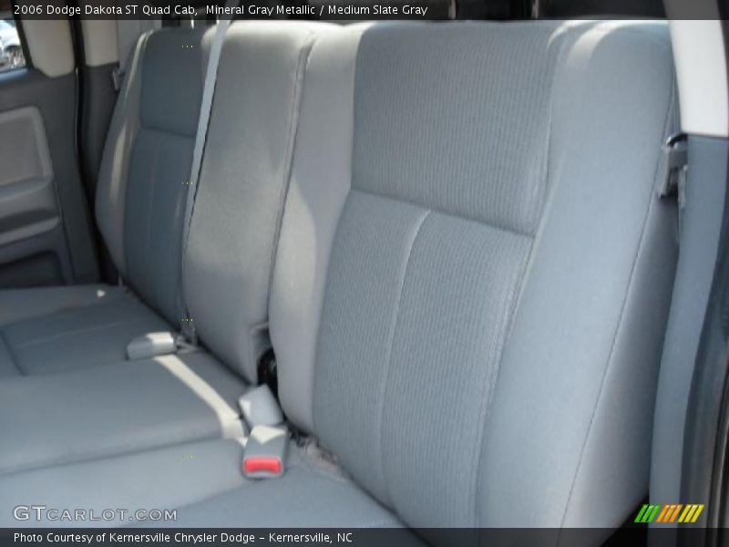 Mineral Gray Metallic / Medium Slate Gray 2006 Dodge Dakota ST Quad Cab