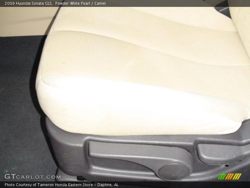 Powder White Pearl / Camel 2009 Hyundai Sonata GLS