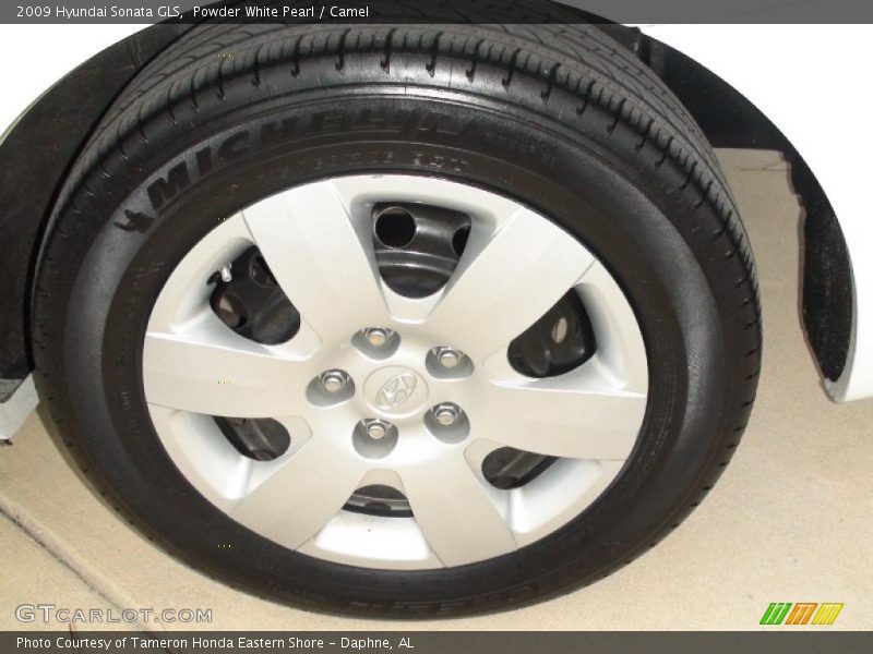 Powder White Pearl / Camel 2009 Hyundai Sonata GLS
