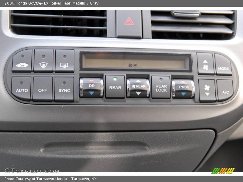 Silver Pearl Metallic / Gray 2006 Honda Odyssey EX