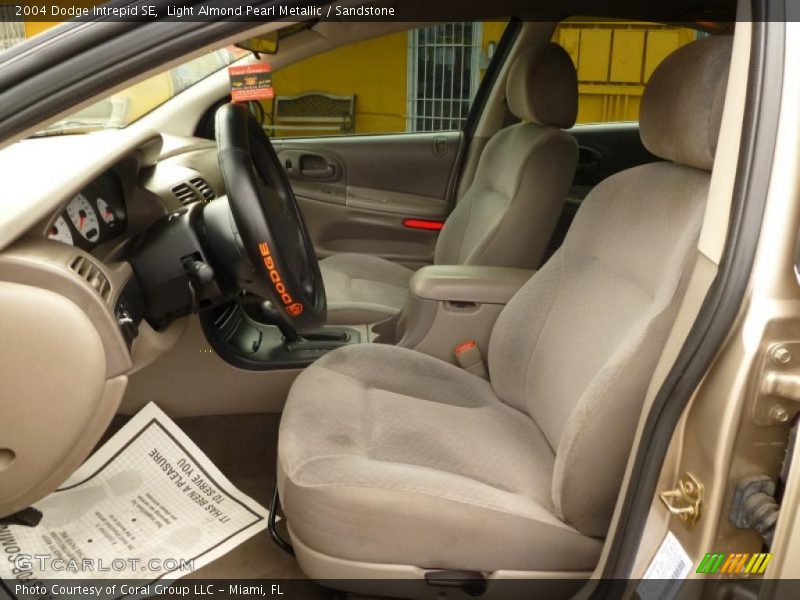Light Almond Pearl Metallic / Sandstone 2004 Dodge Intrepid SE