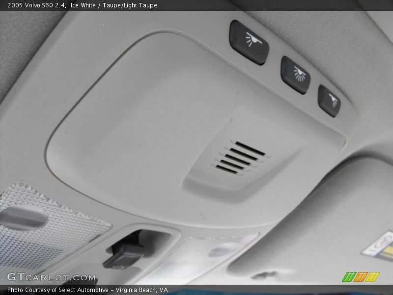 Ice White / Taupe/Light Taupe 2005 Volvo S60 2.4