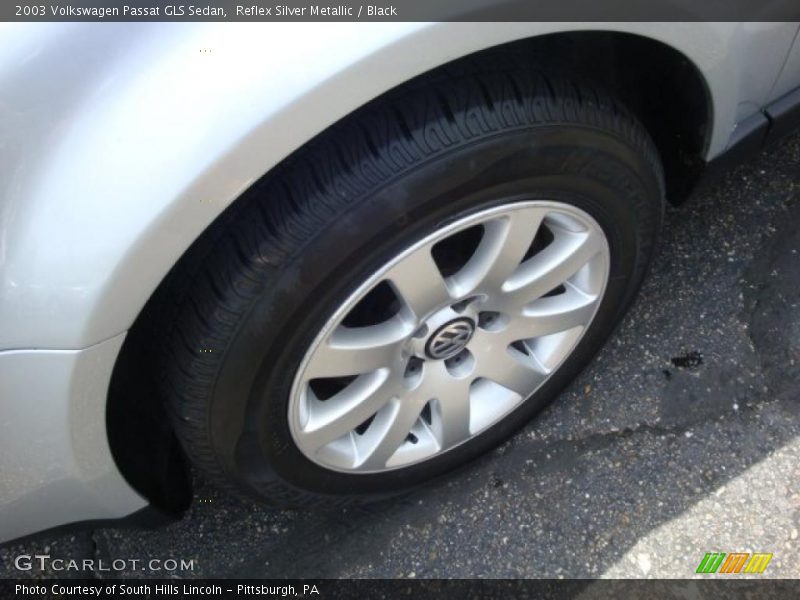Reflex Silver Metallic / Black 2003 Volkswagen Passat GLS Sedan