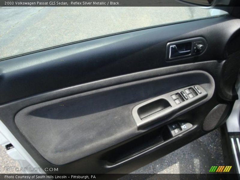Reflex Silver Metallic / Black 2003 Volkswagen Passat GLS Sedan