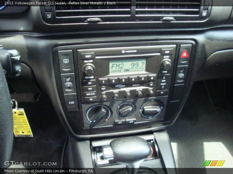 Reflex Silver Metallic / Black 2003 Volkswagen Passat GLS Sedan