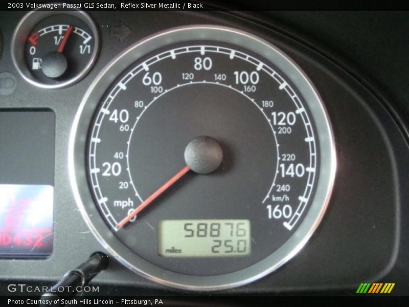 Reflex Silver Metallic / Black 2003 Volkswagen Passat GLS Sedan