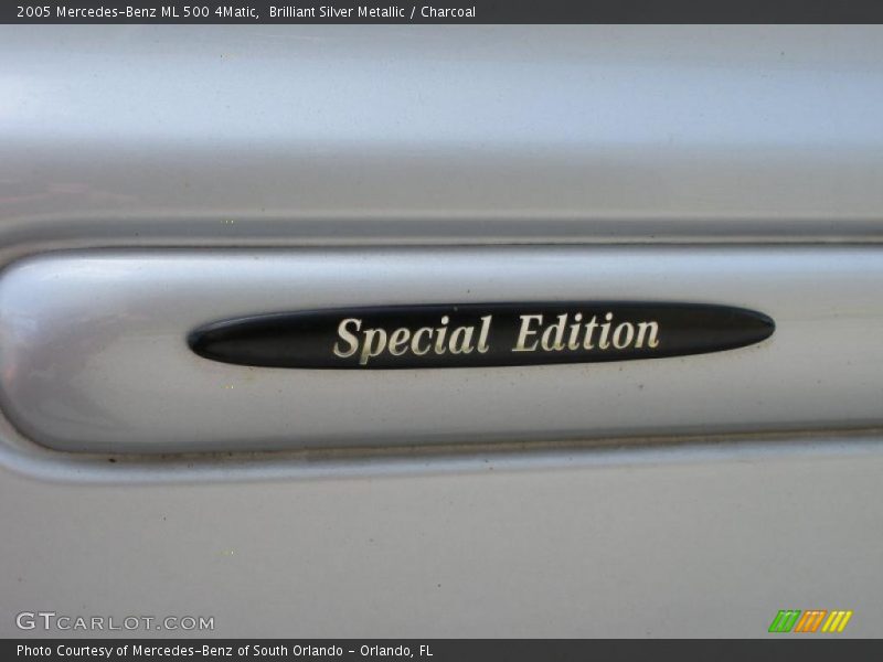 Brilliant Silver Metallic / Charcoal 2005 Mercedes-Benz ML 500 4Matic