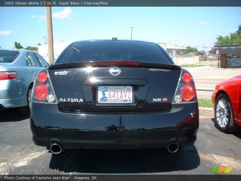 Super Black / Charcoal/Red 2005 Nissan Altima 3.5 SE-R