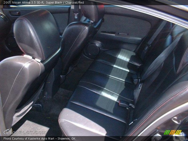 Super Black / Charcoal/Red 2005 Nissan Altima 3.5 SE-R