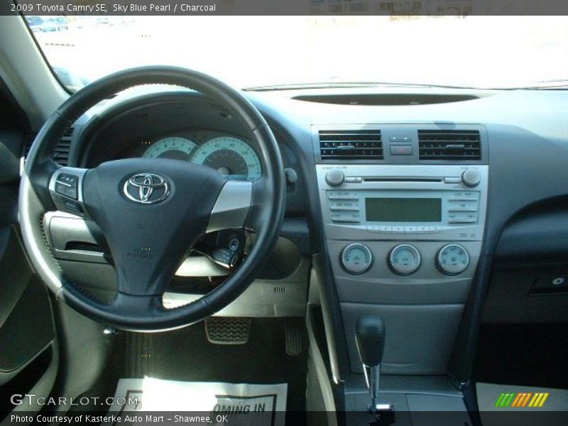 Sky Blue Pearl / Charcoal 2009 Toyota Camry SE