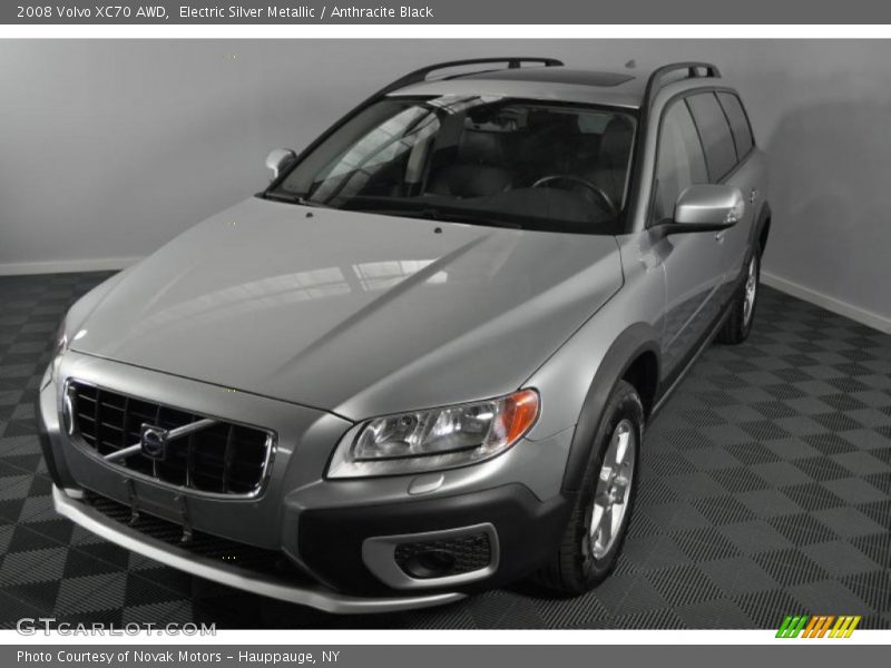 Electric Silver Metallic / Anthracite Black 2008 Volvo XC70 AWD