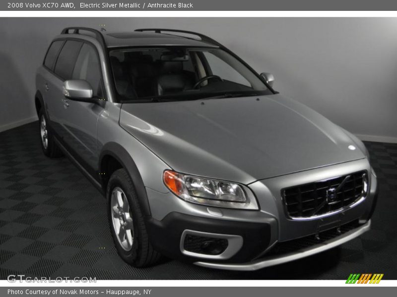 Electric Silver Metallic / Anthracite Black 2008 Volvo XC70 AWD