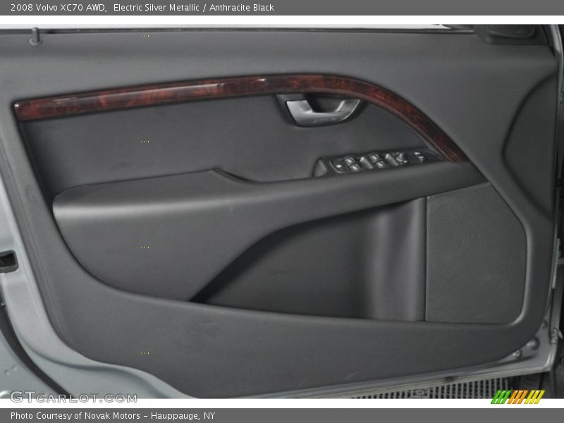 Electric Silver Metallic / Anthracite Black 2008 Volvo XC70 AWD