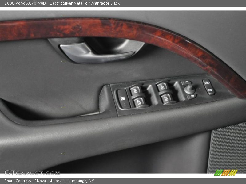 Electric Silver Metallic / Anthracite Black 2008 Volvo XC70 AWD