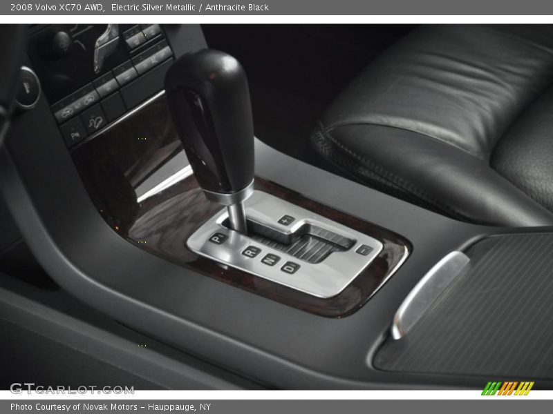Electric Silver Metallic / Anthracite Black 2008 Volvo XC70 AWD