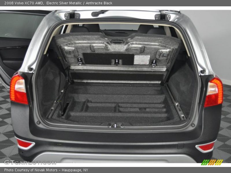 Electric Silver Metallic / Anthracite Black 2008 Volvo XC70 AWD