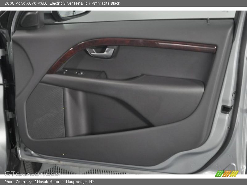 Electric Silver Metallic / Anthracite Black 2008 Volvo XC70 AWD