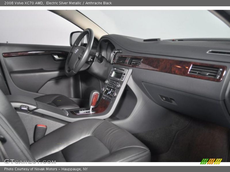 Electric Silver Metallic / Anthracite Black 2008 Volvo XC70 AWD