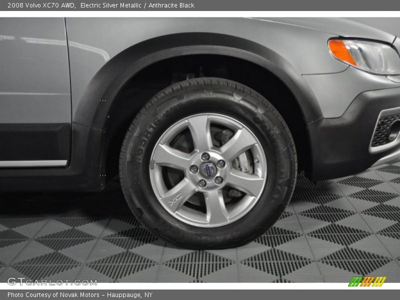Electric Silver Metallic / Anthracite Black 2008 Volvo XC70 AWD