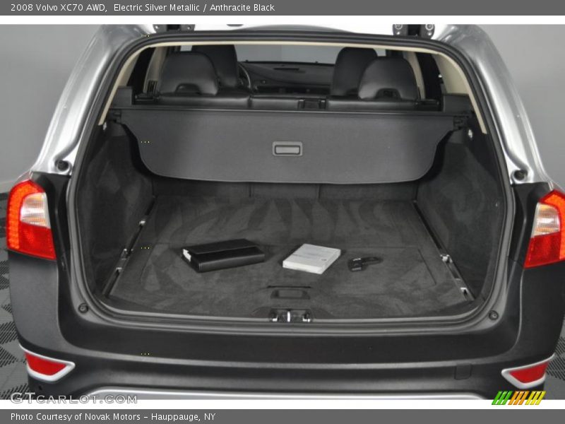Electric Silver Metallic / Anthracite Black 2008 Volvo XC70 AWD