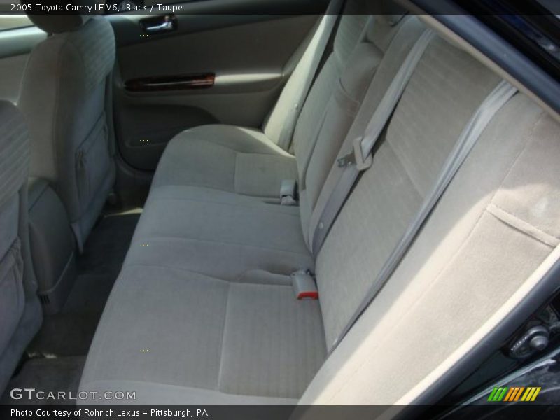 Black / Taupe 2005 Toyota Camry LE V6