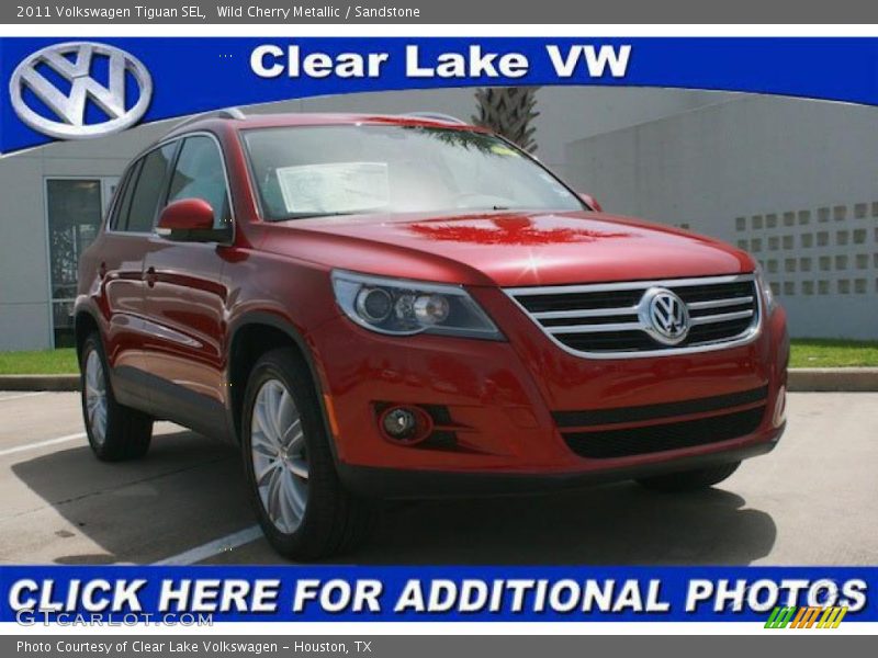 Wild Cherry Metallic / Sandstone 2011 Volkswagen Tiguan SEL