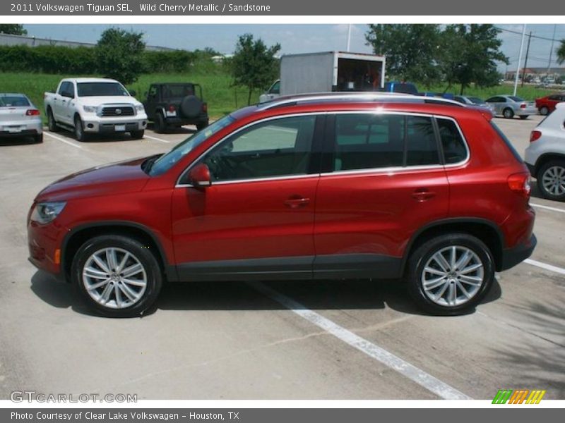 Wild Cherry Metallic / Sandstone 2011 Volkswagen Tiguan SEL