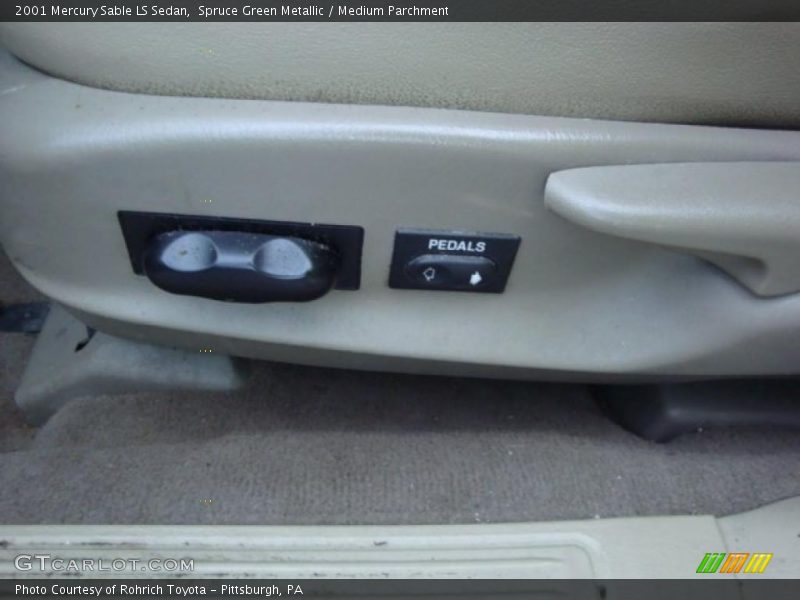Spruce Green Metallic / Medium Parchment 2001 Mercury Sable LS Sedan