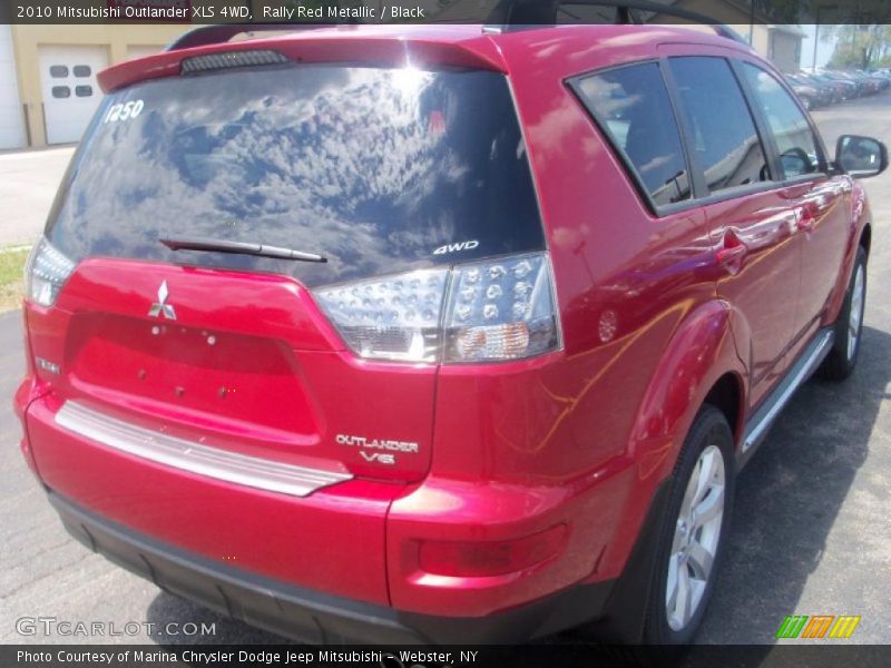 Rally Red Metallic / Black 2010 Mitsubishi Outlander XLS 4WD
